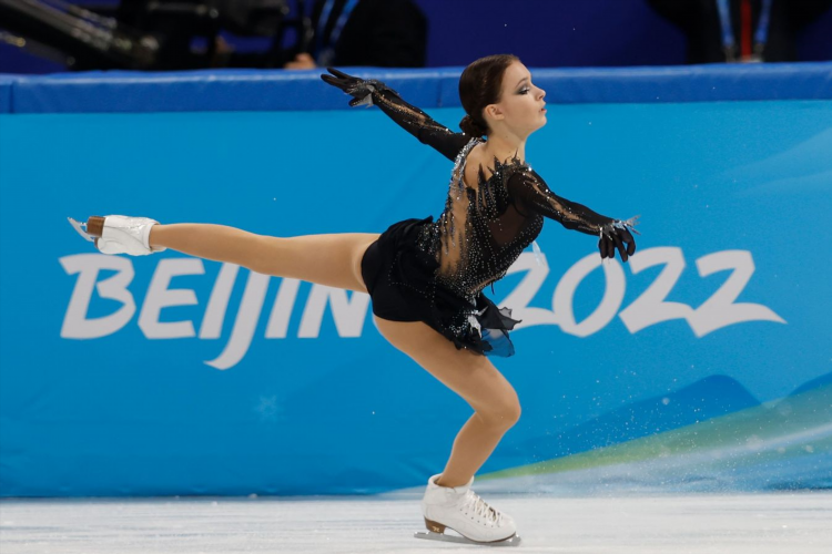 Анна щербакова произвольная программа олимпиада 2022 смотреть