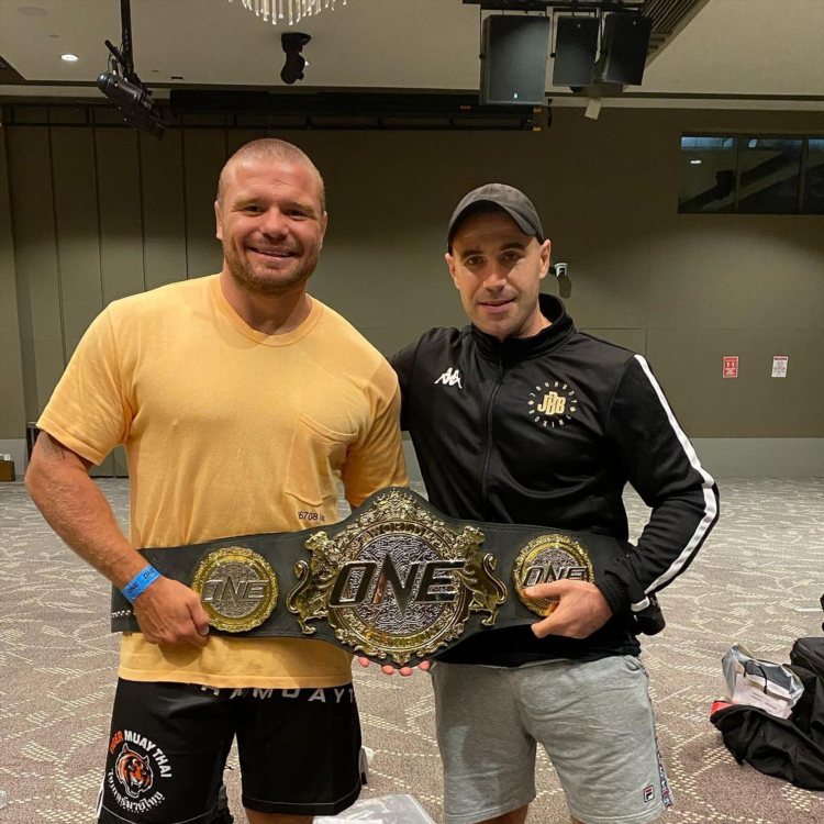 One fc расписание